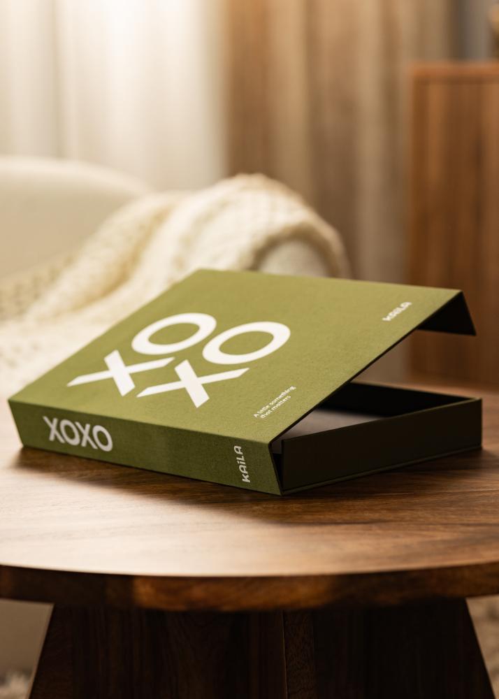 KAILA XOXO Olive - Coffee Table Photo Album (60 Crne Stranice / 30 listova)