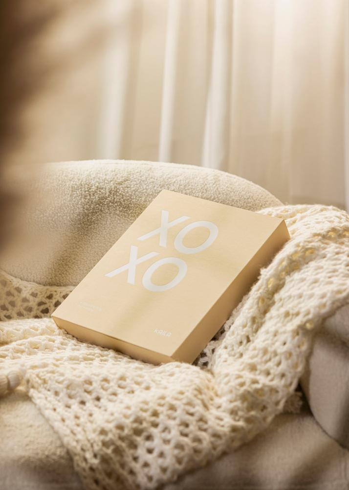 KAILA XOXO Nude - Coffee Table Photo Album (60 Crne Stranice / 30 listova)