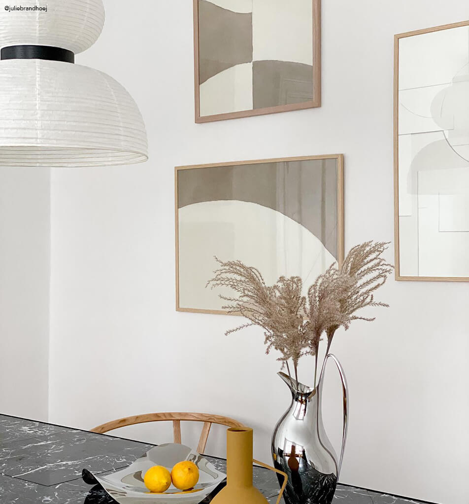 Zid s okvirima kuhinja - 3 okviri od hrasta s grafičkom umjetnošću